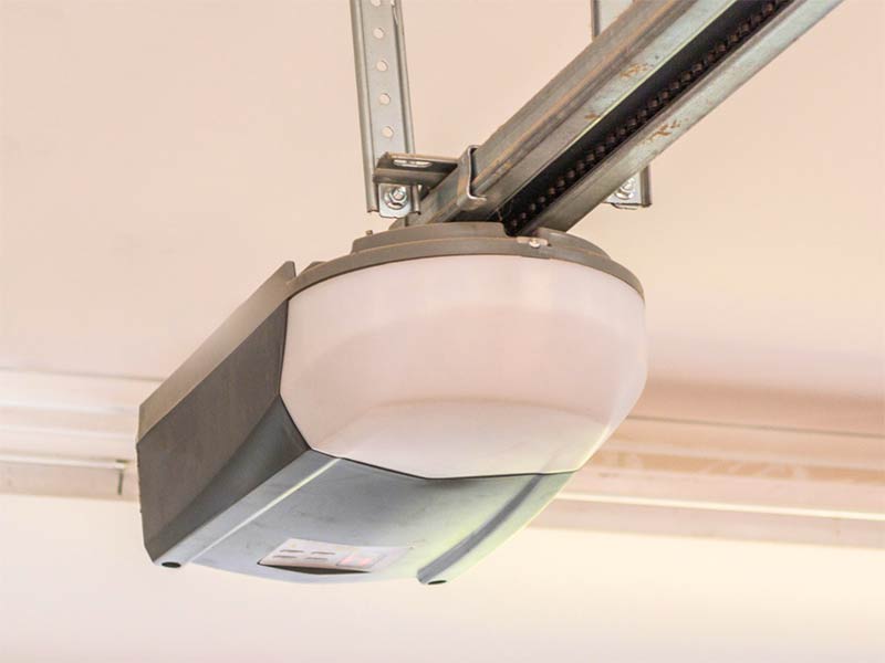 Featured image for “Year-End Maintenance for Your Garage Door”